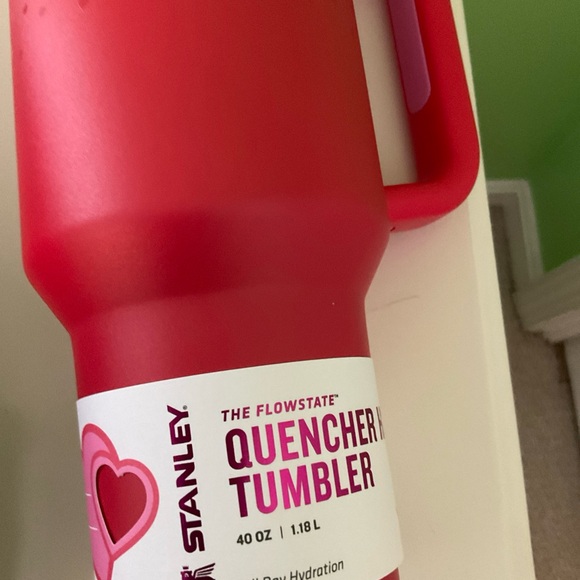 New Stanley x Target 40 oz Red Valentines Day Quencher Tumbler